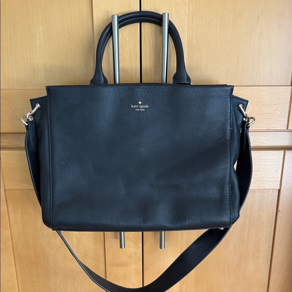 Pre-Owned Kate Spade Black Leather Tote Bag